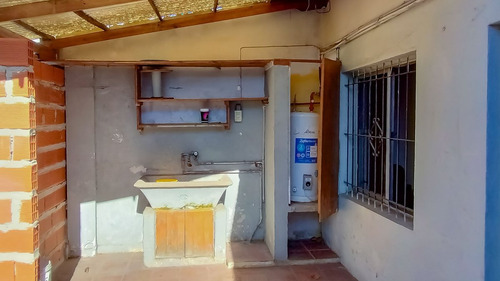 Casa 4 Ambientes Bernal Cochera Apto Credito