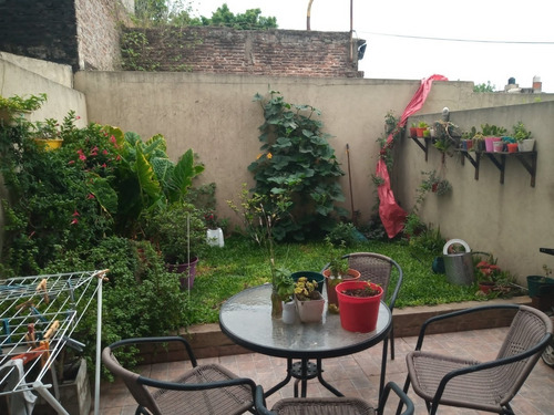 Imagen 14 de 16 de Venta-excelente Dpto 3 Amb. Con Patio Y Fdo. Libre !!!