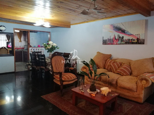 Casa En Venta De 4 Dorm. En Los Angeles