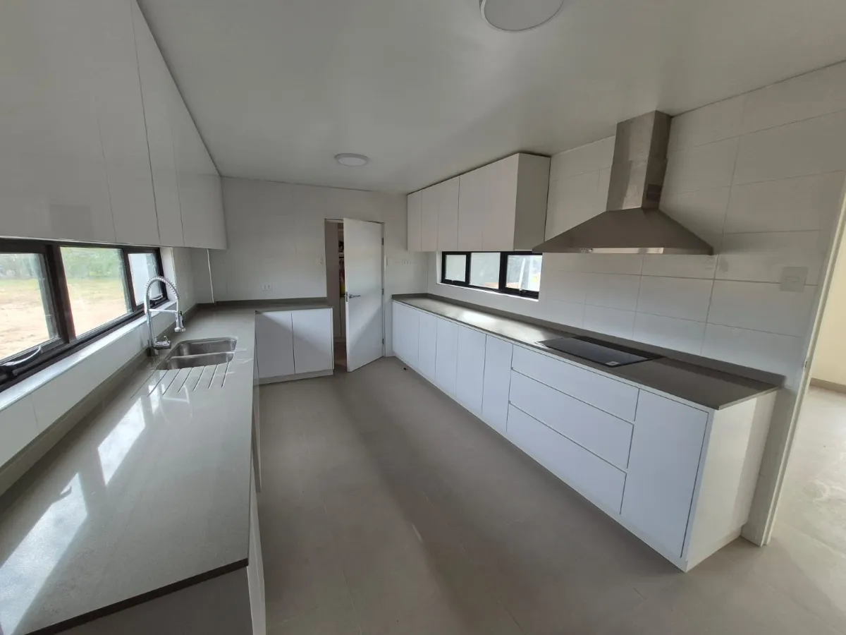 Imagen 4 de 19 de Exclusiva Casa 4d3b En Venta - Alto La Paloma, San Fernando