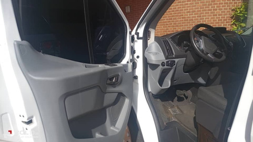 Imagen 6 de 9 de Ford Transit 350 Van