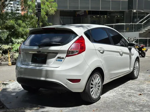 Ford Fiesta 1.6 Hatchback Titanium