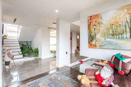 Casa En Arriendo/venta En Canelon. Cod A20472