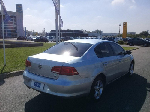 Volkswagen Passat 1.8 Tsi Confort Dsg Mod 2013 - Dk