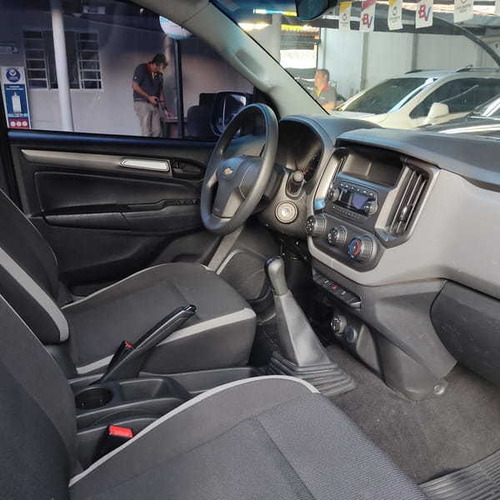 Imagem 11 de 14 de Chevrolet S10 Ls 2.8 Tdi 4x4 Cd 2020
