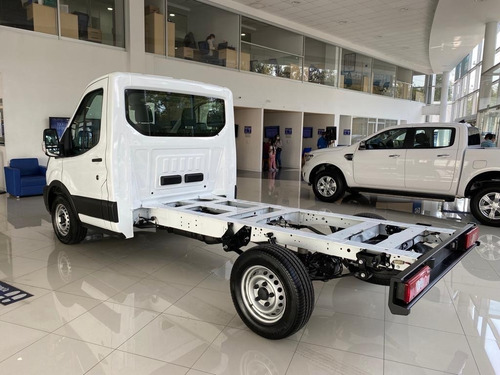 Imagen 7 de 15 de Ford Transit