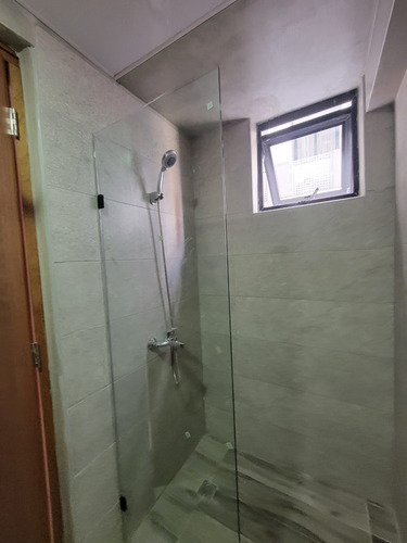 Imagen 18 de 22 de Apartamento De 3 Habitaciones En Alquiler