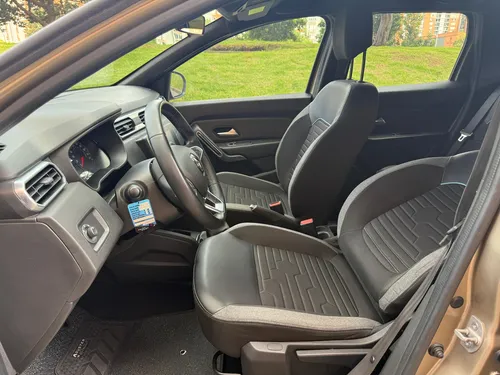 Renault Duster 1.3 Intense Cvt
