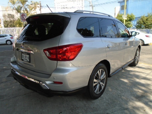 Nissan Pathfinder Advance 2017 Unico Dueño