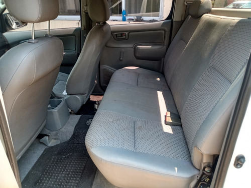 Imagen 11 de 11 de Toyota Hilux 4x2 Cabina Doble Dx Pack 2.5 Td