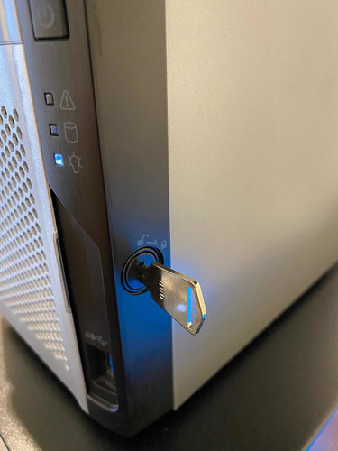 Nas Disco Duro En Red Lenovo/iomega Px2-300d 2 Tb Gigabit (Usado)