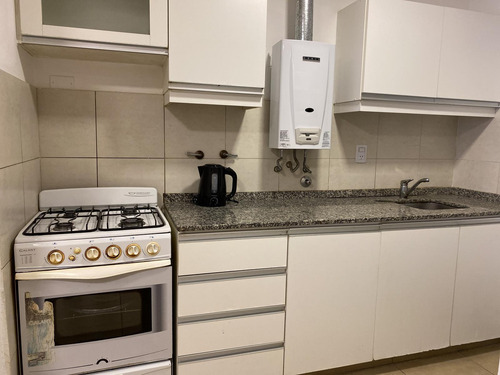 Departamento Amoblado En Venta De 1 Dormitorio Con Sum, Asador Y Pileta A Metros De La Unc.