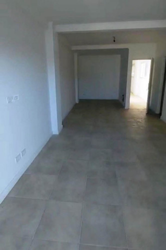 Imagen 7 de 10 de Hermoso Departamento Centrico En Venta #trenquelauquen