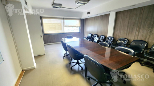 Venta Oficina Comercial 700m2 Más 13 Cocheras Fijas Más Bauleras
