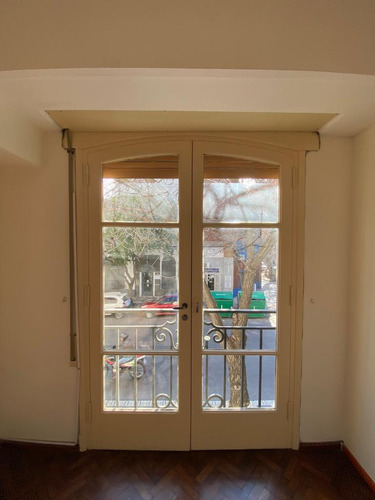 Casa Uso Profesional En Alquiler Lourdes