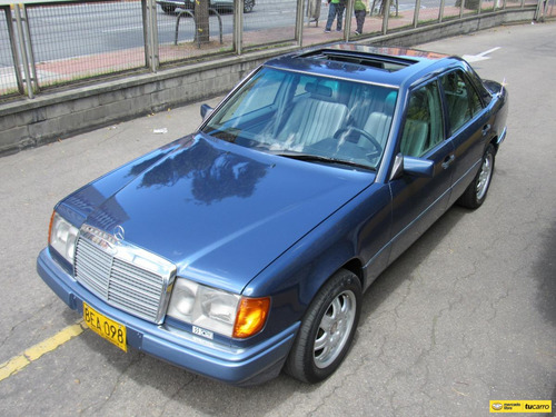 Imagen 24 de 25 de Mercedes Benz 220 E 2.2 W124