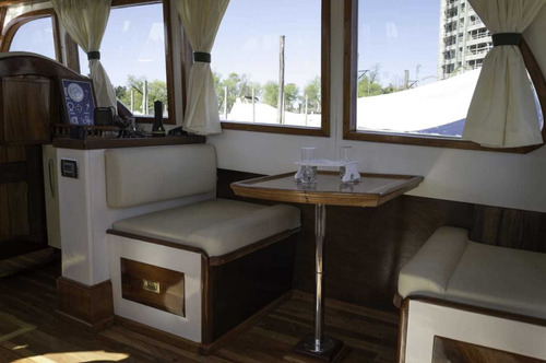 Crucero Clasico De Madera, Claude 31 Pies