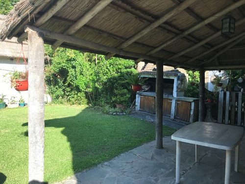 Casa Chalet En Venta Barrio Privado Ubicado En Escobar, Escobar