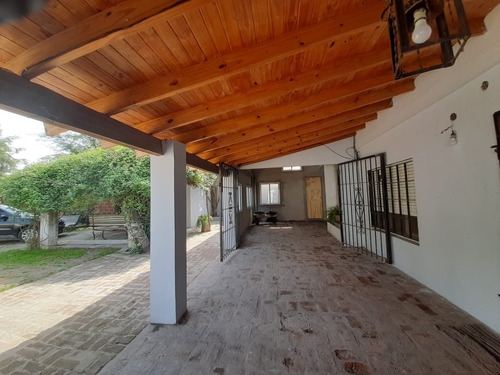 Imagen 5 de 10 de Quinta Para Eventos 3 Terrenos Pileta Quicho Wifi Zona Norte