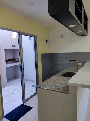 Imagen 13 de 30 de Venta Casa Tres Cruces 2 Dormitorios Patio Balcón Divina! Usd 89.000 Más Saldo