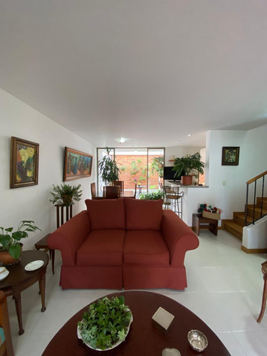Casa Unifamiliar En Venta En La Ceja (sector Centro Comercial Viva)