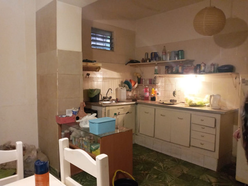 Imagen 3 de 9 de Excelente Oportunidad De 2 Ph En Venta En Banfield