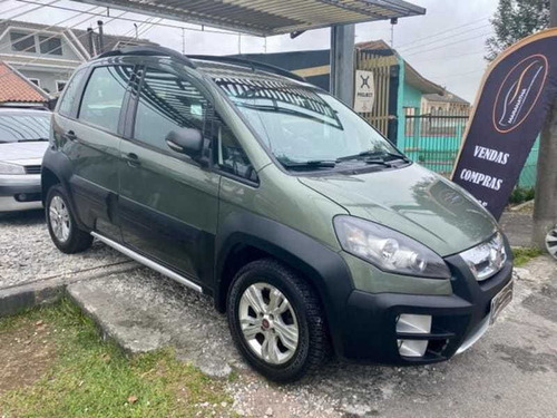 Imagem 4 de 15 de Fiat Idea Adventure 1.8 16v(flex) 4p 2012