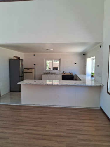 Casa En Parcela Segura Con Vista Al Mar, 5min De Playa