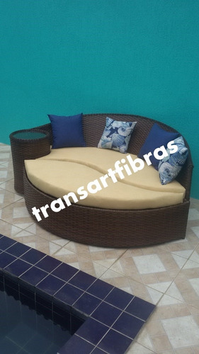 Imagem 3 de 10 de Sofa Chaise De Fibra Sintetica Pra Varanda Puff De 1.90