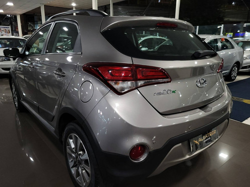 Imagem 6 de 14 de Hyundai Hb20x 1.6 16v Style Flex 4p Automático