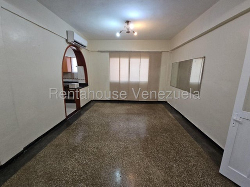 Apartamento En Venta Sabana Grande Db Mls #25-18709
