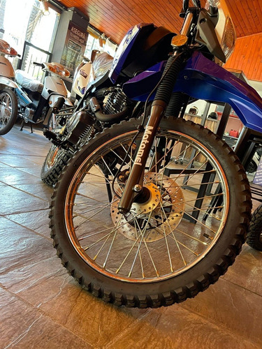 Imagen 8 de 13 de Skua 250 Base