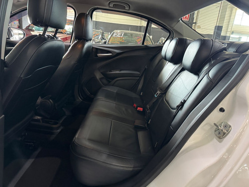 Fiat Cronos PRECISION 1.8 16V Flex Aut.