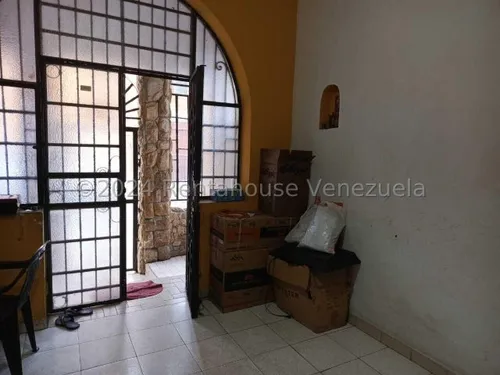 Casa Para Remodelar En Venta , Los Rosales , Mim 25-2827