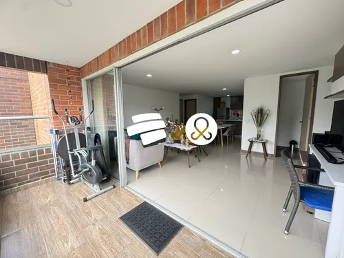 Venta De Apartamento En Calasanz, Amplios Espacios Y Excelente Ubicación