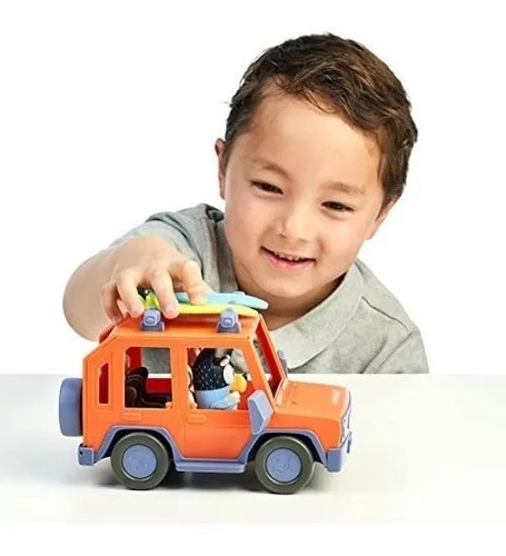 Imagen 4 de 7 de Bluey Auto Familiar Heeler 4 Wd + Figura C/acc 13018