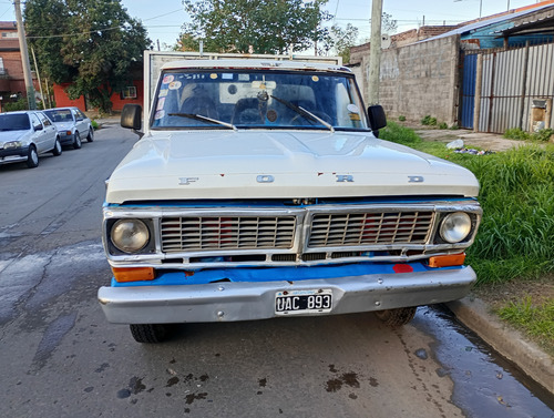 Ford F-100 4.2 V8