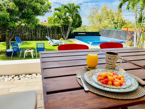 Casa En Renta Lomas De Cocoyoc (manantial)