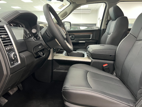Imagen 9 de 10 de Ram Laramie 1500 V8 4x4 At8 Nueva Sport Cars