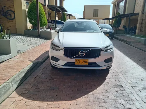 Volvo XC60 2.0 D4 Awd Momentum