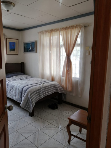 Imagen 14 de 23 de Hermosa Casa Ubicada En San Rafael Abajo De Desamparados