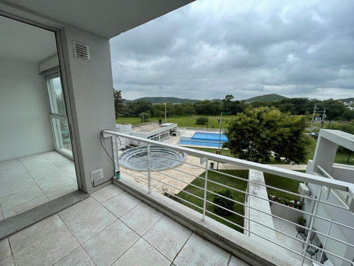 Venta Departamento De Tres Dormitorios Con Balcón En Jardines De La Estanzuela