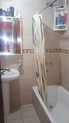 Imagen 10 de 11 de Solida Casa En Lote Propio De 5 Ambientes En Villa Ballester