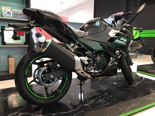 Imagen 20 de 22 de Kawasaki Ninja 400 Abs Negra 0km 2023