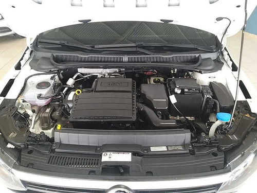 Imagem 8 de 12 de Volkswagen Polo 1.6 Msi Flex 16v 5p