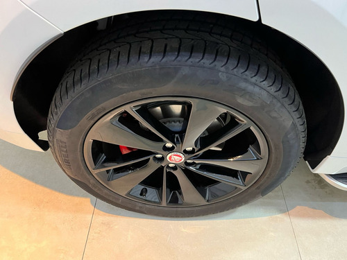 Jaguar F-PACE 3.0 P340 MHEV R-DYNAMIC S AWD AUTOMÁTICO