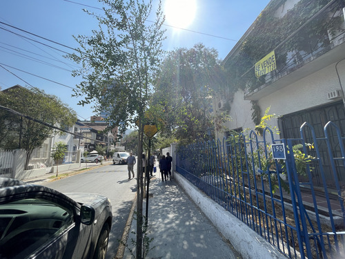 Atencion Constructoras E Inversionistas, De Oportunidad