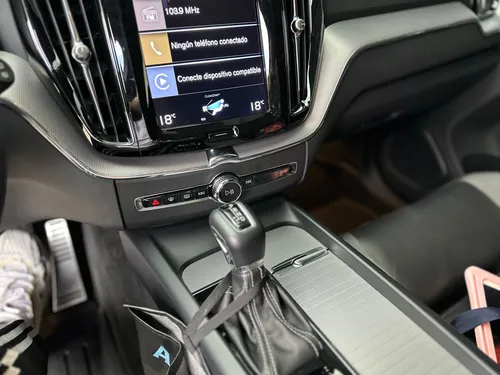 Volvo XC60 2.0 T5 Awd R-design