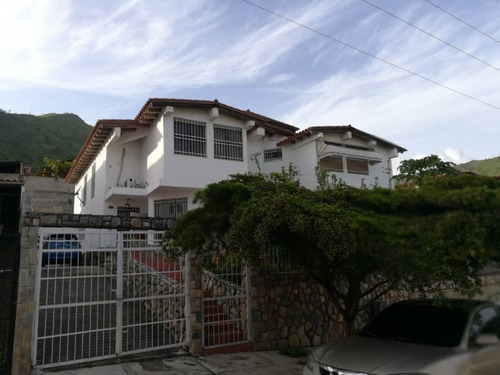Imagen 1 de 13 de Venta De Casa En La Urb. Carialinda Naguanagua Cod. 388410