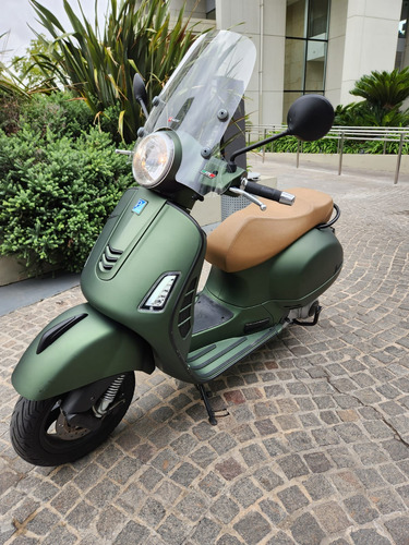 Vespa 300 Gts - Customizada